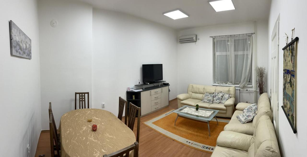 Ata Apartment Skopje Exterior foto